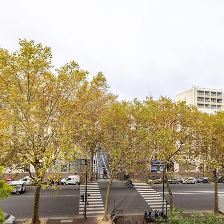 Week-End Porte De Clichy Bagian luar foto